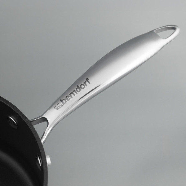 1750253826detail.jpg